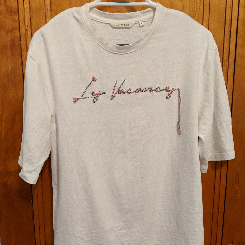 Les Vacances embroidered tee